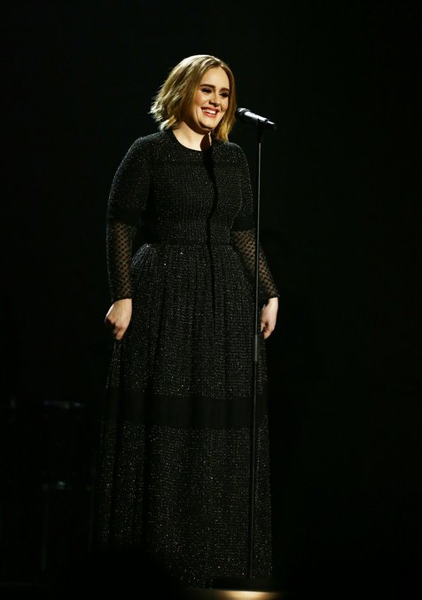 Adele kembali menduduki puncak Billboard top 200 Album untuk ke 7 kalinya © splashnews.com