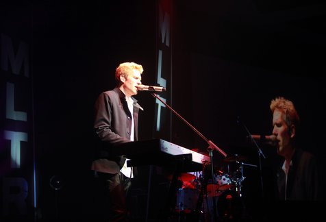 Konser MLTR di Jakarta sukses bikin penonton baper ©KapanLagi.com®/Muhammad Akrom Sukarya