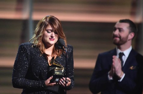 Meghan Trainor terharu mendapatkan gelar Best New Artist dalam Grammy 2016 © AFP