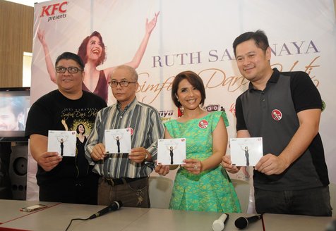 Ruth Sahanaya antusias dengan kehadiran albumnya yang ke-17, SIMFONI DARI HATI © KapanLagi.com/Bayu Herdianto