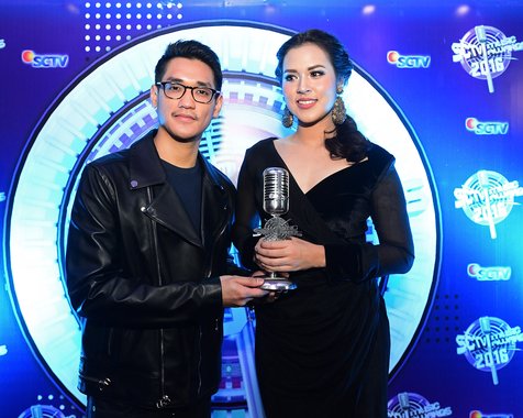 Lagu Raisa dan Afgan raih penghargaan © KapanLagi.com®/Bambang E Ros