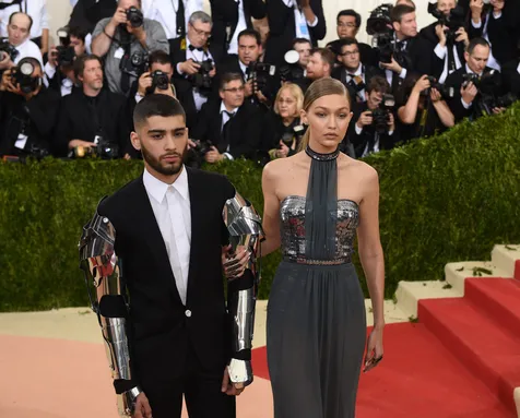 Hubungan Gigi - Zayn