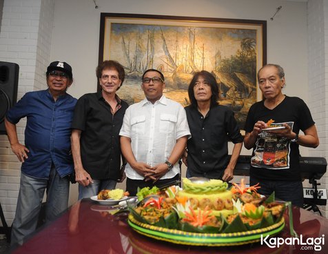 Ahmad Albar mengatakan bahwa bermusik sudah menjadi kebutuhan para personel God Bless © KapanLagi.com/Bayu Herdianto