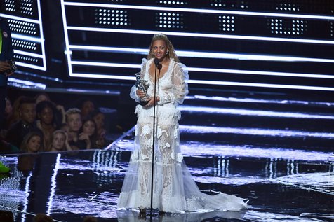 Michel Gondry sebut kalau Beyonce Knowles punya msuic video yang belum dirilis © AFP