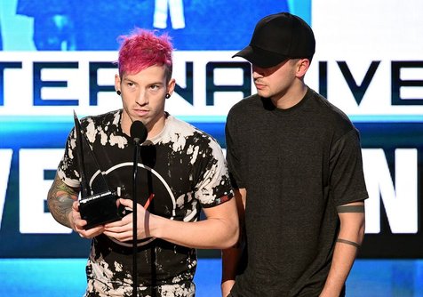 Twenty One Pilots masuk Grammy Awards berkat 'Stressed Out' © AFP