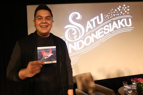 Lewat single 'Satu Indonesiaku', Tulus berharap masyarakat bisa kembali menerima keragaman yang membuat Indonesia menjadi indah © KapanLagi.com/Budy Santoso