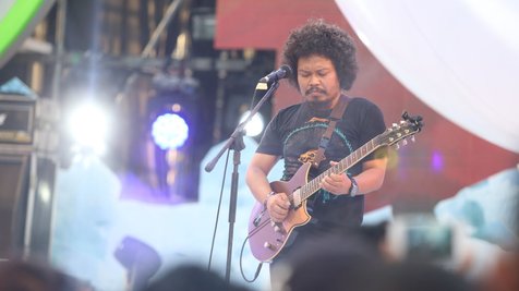 Is sebut 'Akad' sebagai lagu paling sederhana yang pernah dibuat Payung Teduh © KapanLagi.com/Fikri Alfi Rosiyadi 