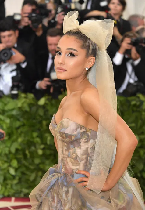 Lewat Twitter, Ariana Grande mengenang tragedi bom di Manchester Arena, satu tahun dahulu © AFP