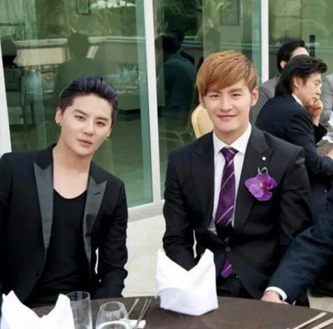 Kim Junsu dan Kim Junho