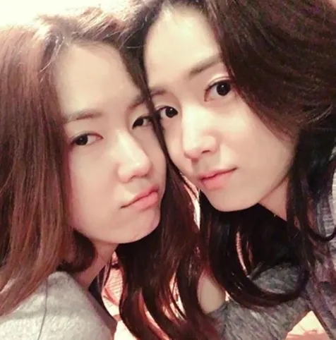 Ryu Hwayong dan Ryu Hyoyoung