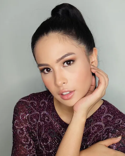 Cantik Dengan Rambut Dikuncir