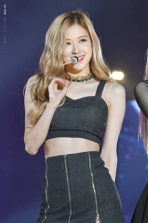 Rose BLACKPINK