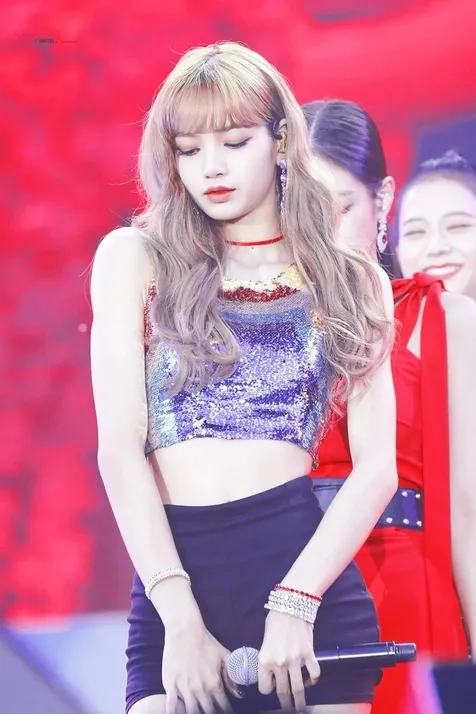 Lisa BLACKPINK