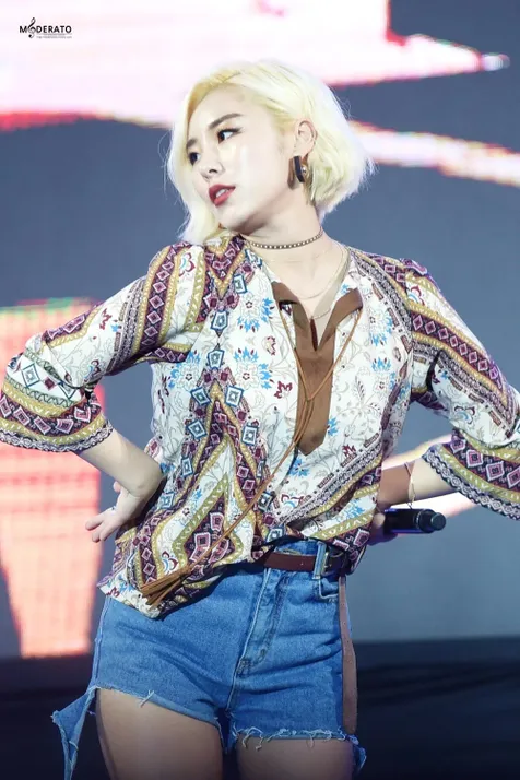 Wheein Mamamoo