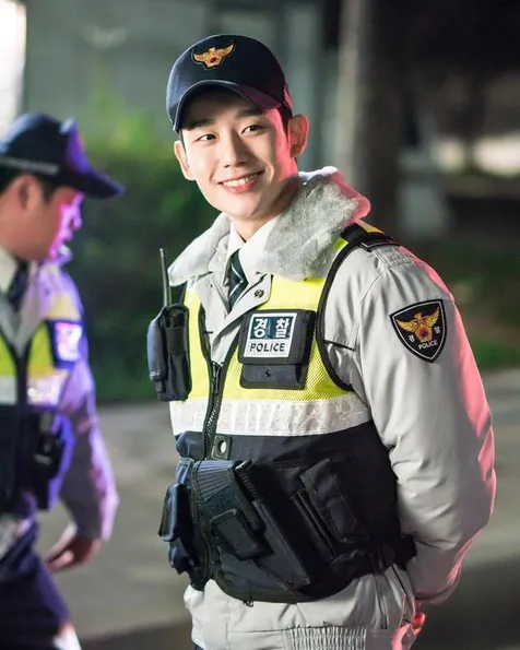 Jung Hae In - While You Were Sleeping