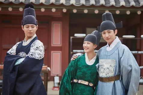 Jinyoung B1A4 - Moonlight Drawn by Clouds
