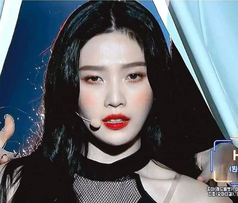 Joy Red Velvet