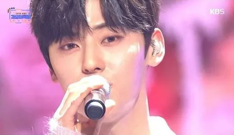 Hwang Minhyun