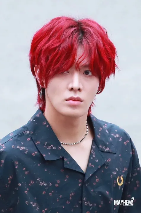 Rambut Merah Menyala