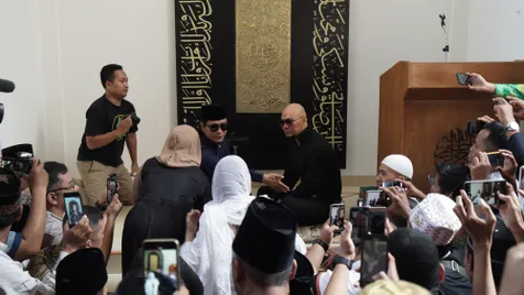 Bukan Karena Pernikahan!