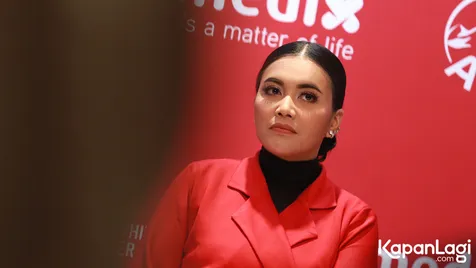 Memilih Bohongi Shakira