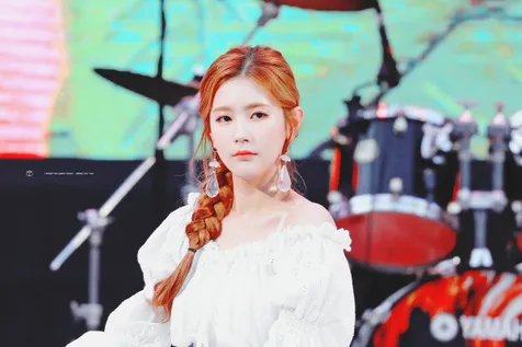 Miyeon (G)I-DLE