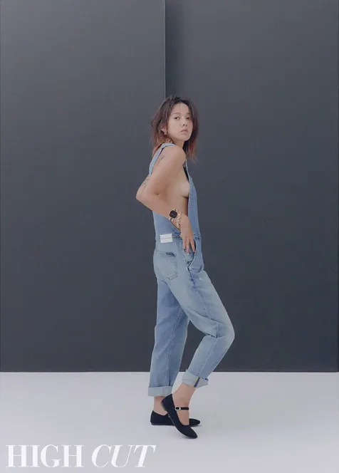 Braless Pamer Side Boob