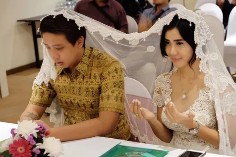 Kenalan 7 Hari Lewat Tinder, Pablo Benua dan Rey Utami Langsung Nikah