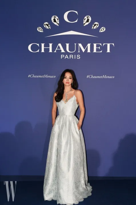 Cantik Nan Elegan
