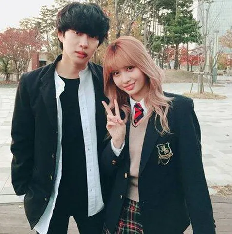 Momo Jadi Model MV Heechul