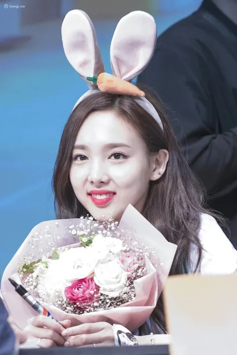 Nayeon TWICE