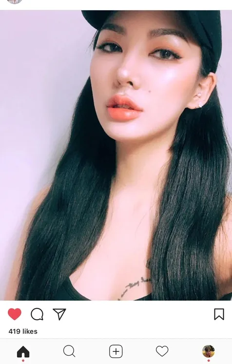 Visual yang Banjir Pujian