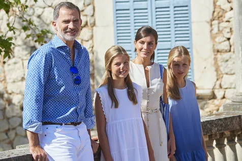 Princess Leonor & Sofia Makin Cantik!
