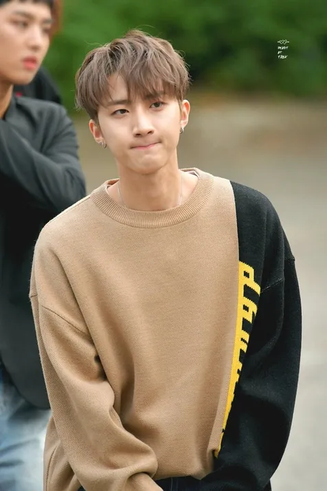 Hui PENTAGON