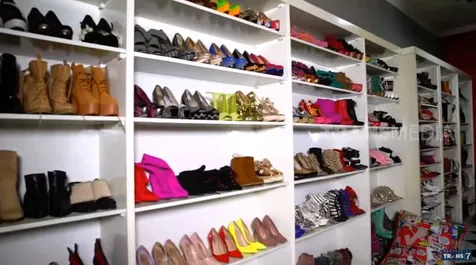 Koleksi Sepatu
