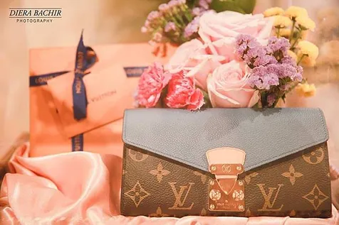 Dompet yang Matching dengan Tas