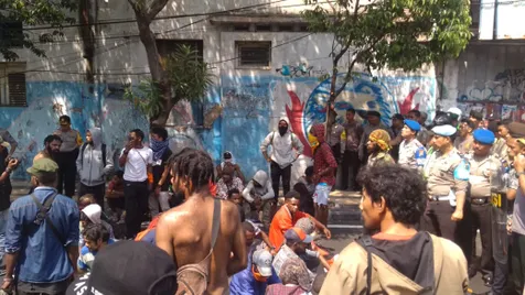 Penyebab Kerusuhan