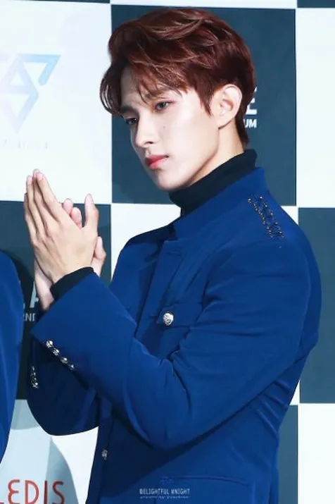 DK SEVENTEEN