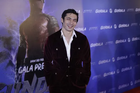 Membangun chemistry dengan Abimana Aryasatya