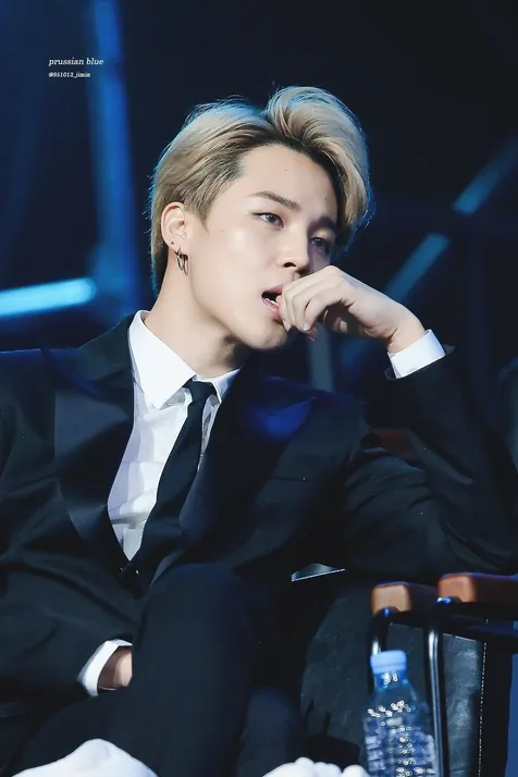 Dandan Formal Makin Tampan