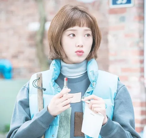 Lee Sung Kyung