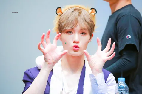 Hyunsuk CIX