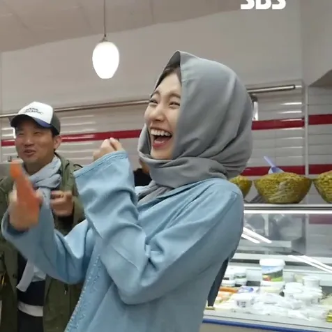 Sempat Dikira Pakai Hijab