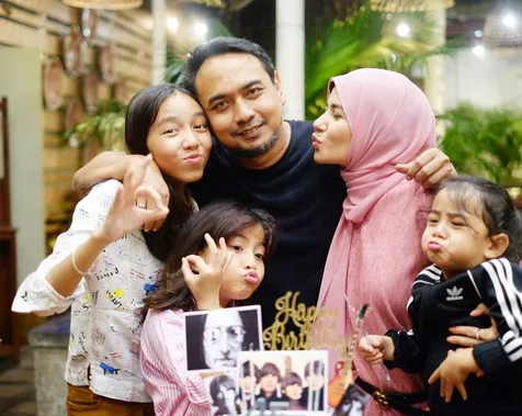 Meisya dan Bebi Romeo Menikah