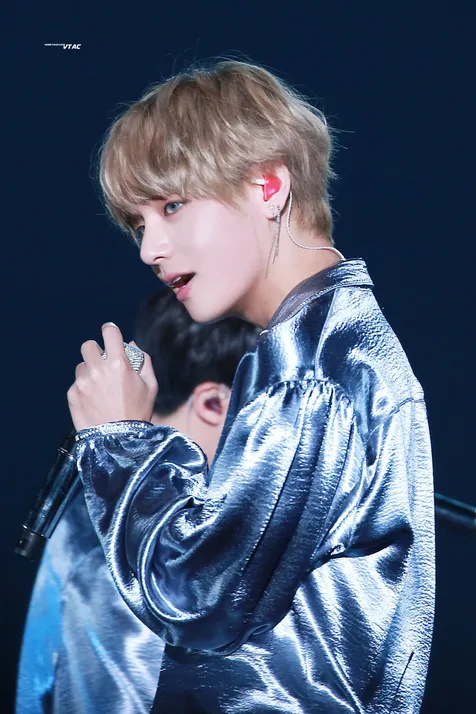 V BTS
