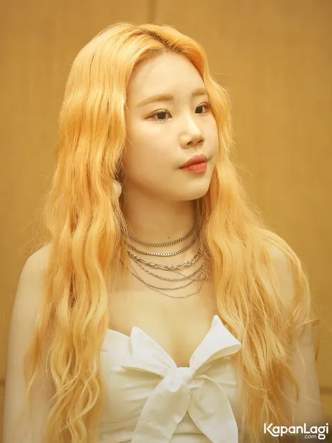 JooE Ketagihan Buah Salak