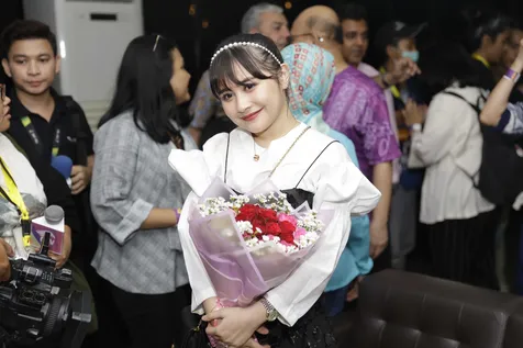 Curhatan Prilly