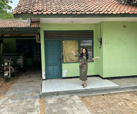 Annisa Pohan Ditinggal Sendiri