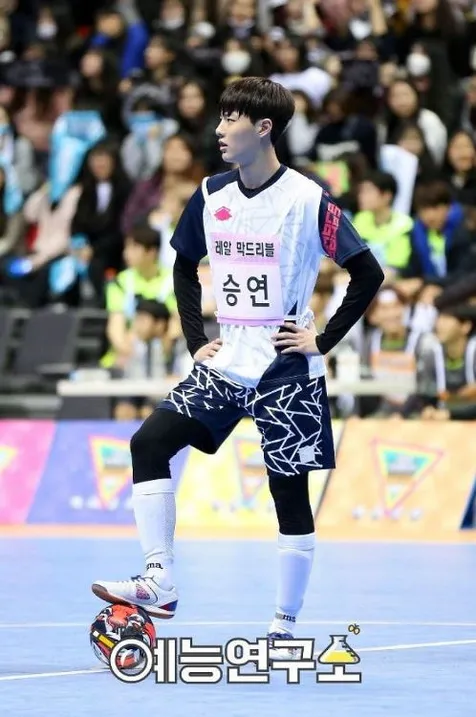 Cho Seungyoun
