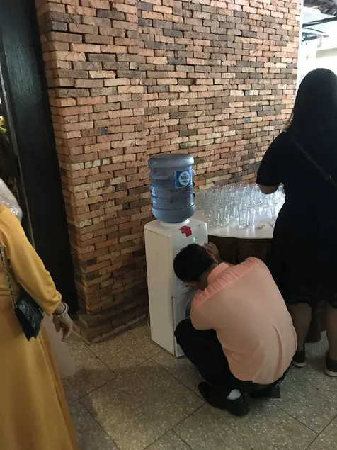 Air Minum Ambil Sendiri